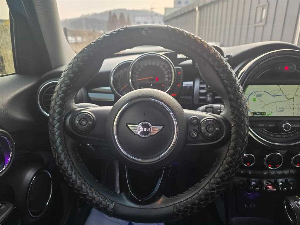 Mini Cooper - Vista 5