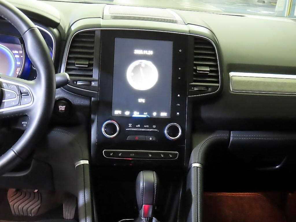 SAMSUNG QM6 - Vista 11