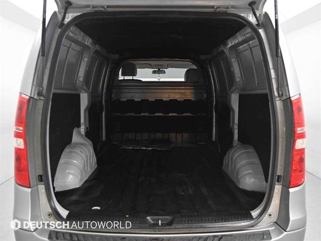 HYUNDAI Starex 2015 Plateado - Importación desde Corea - HF Imports Iquique - Foto 19