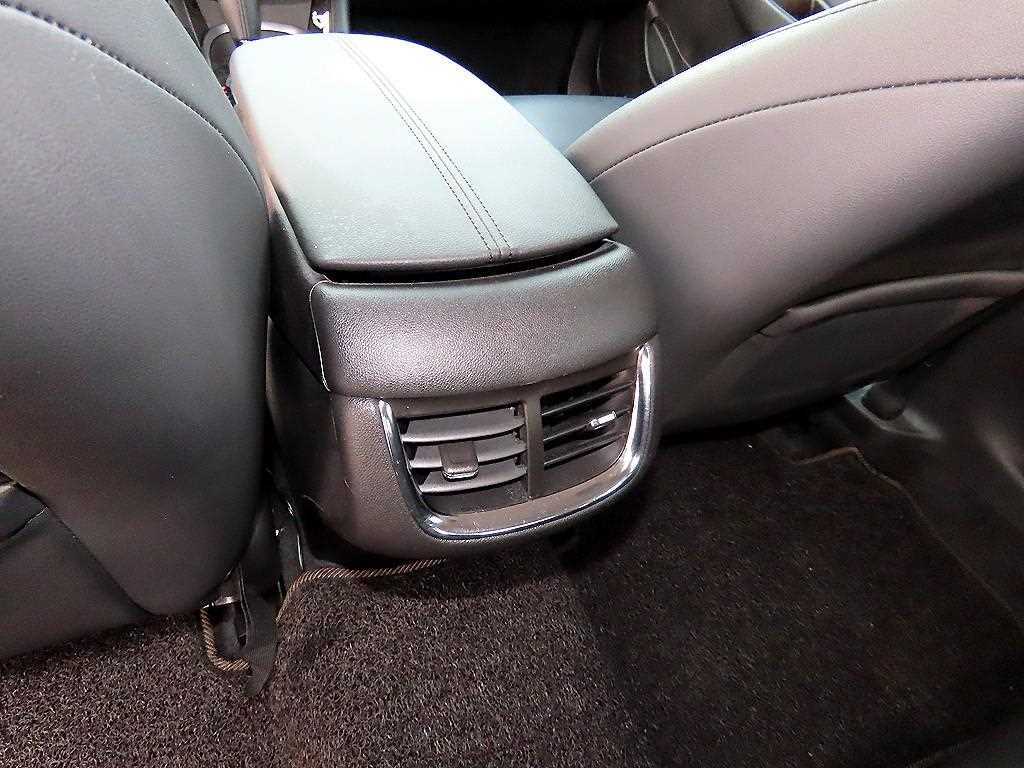 Chevrolet Malibu 2019 Blanco - Importación desde Corea - HF Imports Iquique - Foto 18