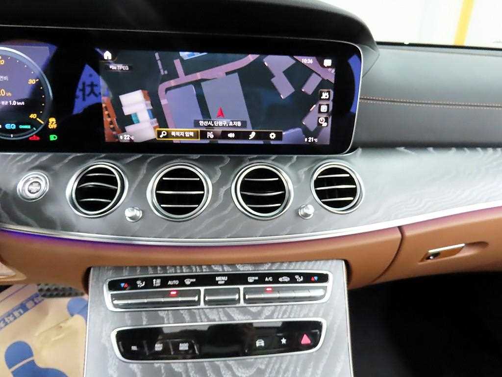 Mercedes Benz E class 2021 Blanco - Importación desde Corea - HF Imports Iquique - Foto 15