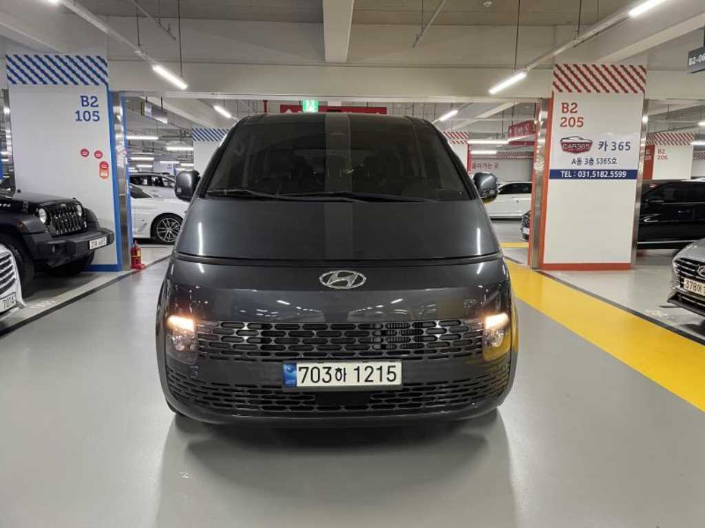 HYUNDAI Staria 2022