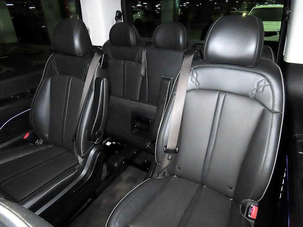 HYUNDAI Staria - Vista 8