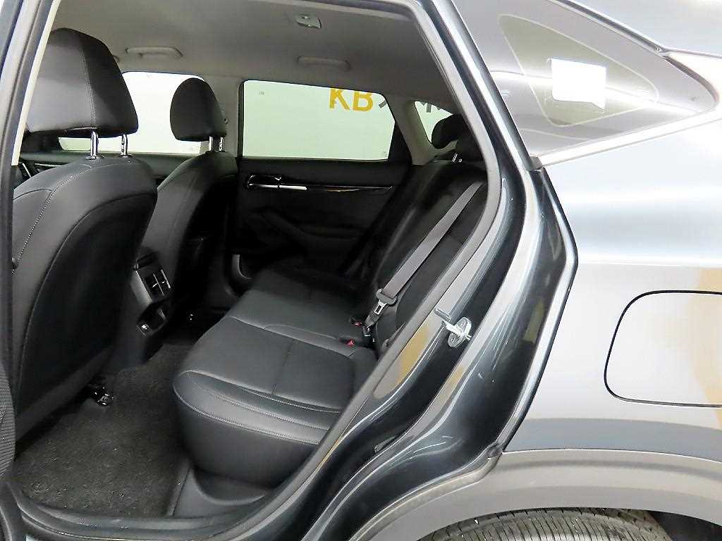 KIA Seltos - Vista 6