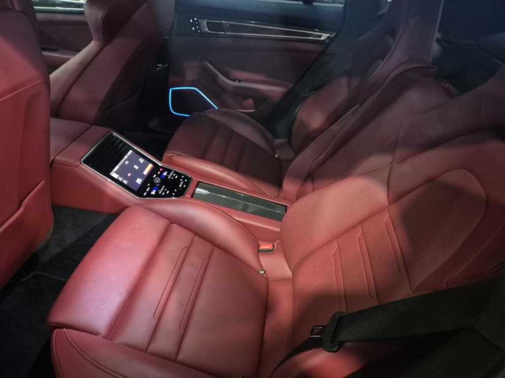 Porsche Panamera - Vista 6