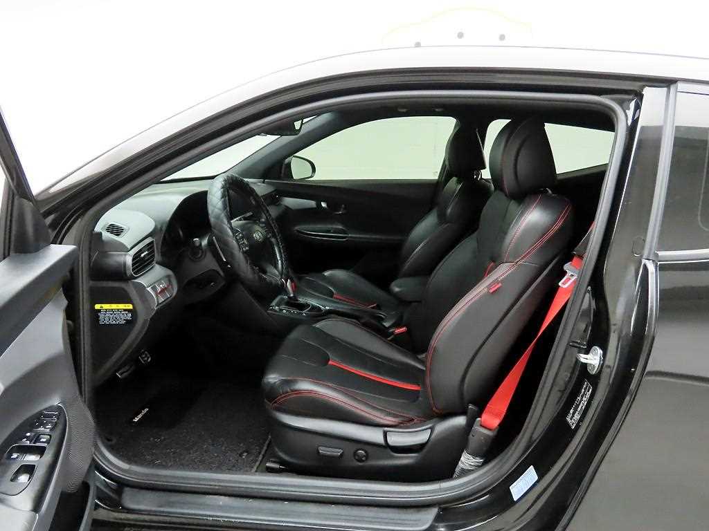 HYUNDAI Veloster - Vista 7