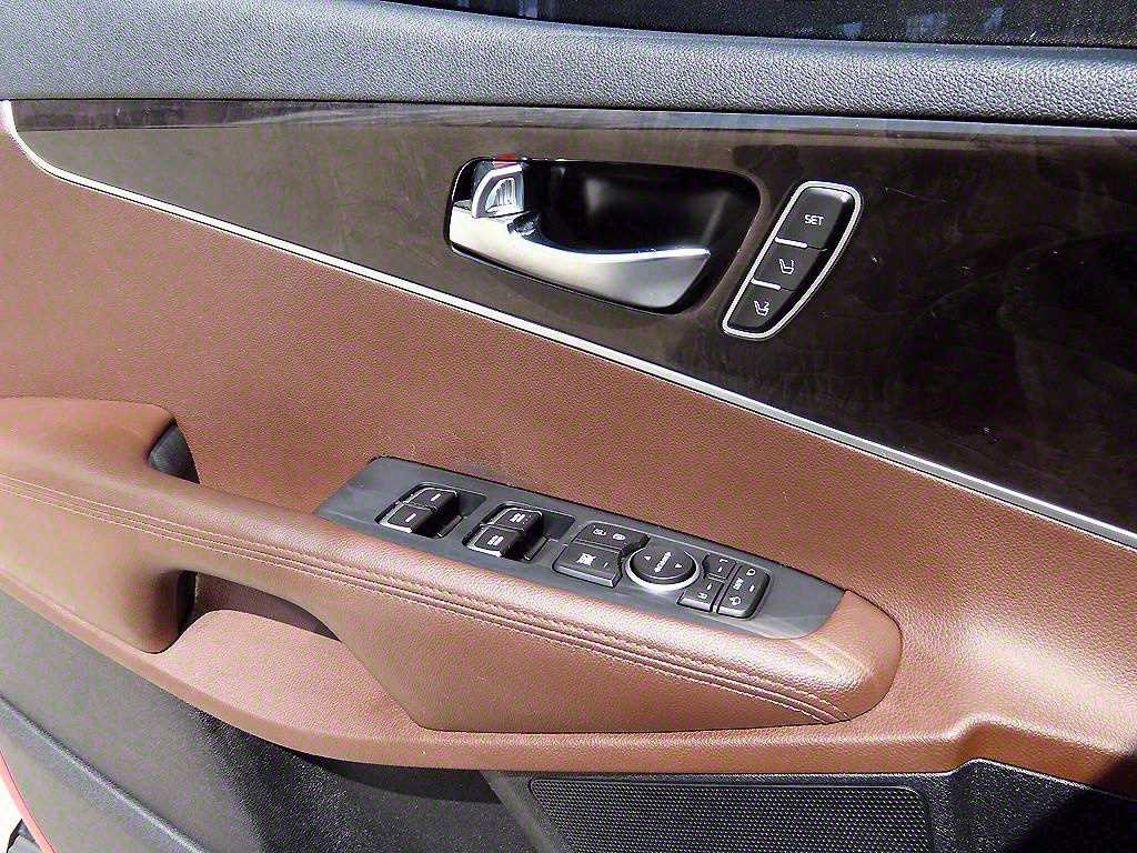 KIA Sorento - Vista 11