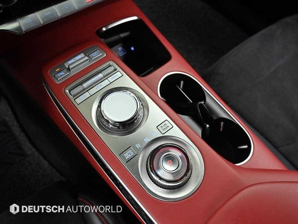 Genesis GV70 - Vista 9