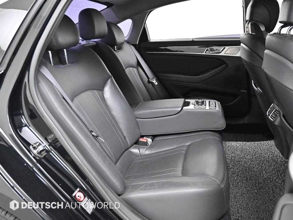 Genesis G80 - Vista 12