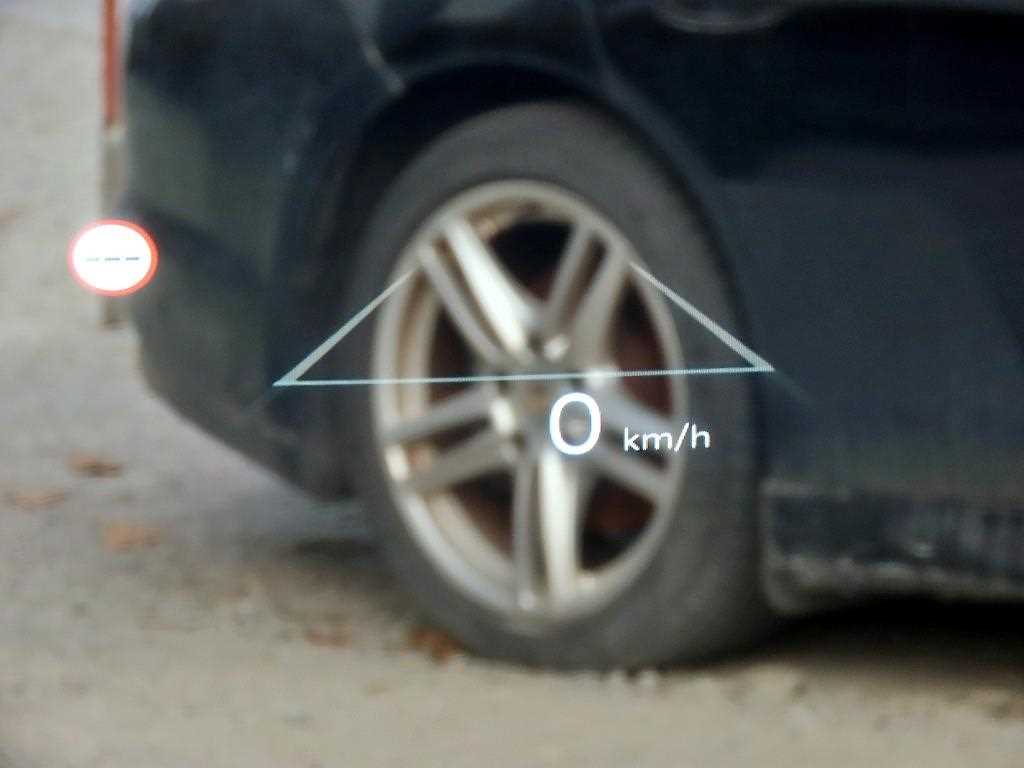 KIA Carnival - Vista 11