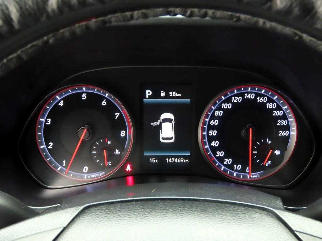 HYUNDAI Veloster - Vista 6