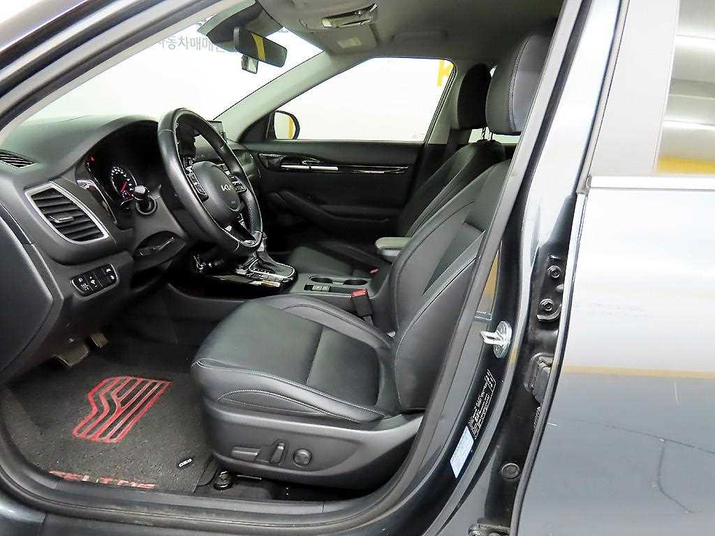 KIA Seltos - Vista 5