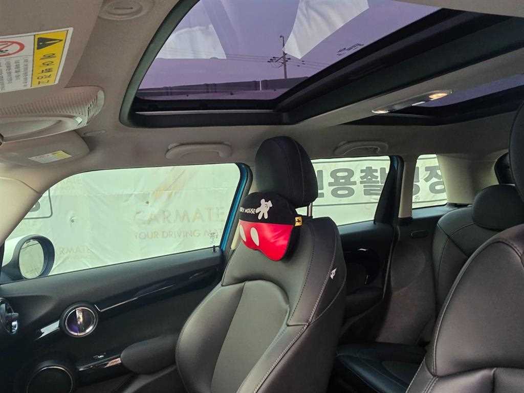 Mini Cooper - Vista 12