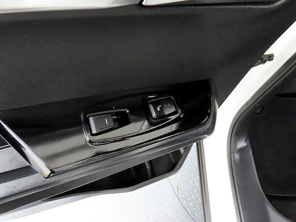 Ssangyong Torres - Vista 12