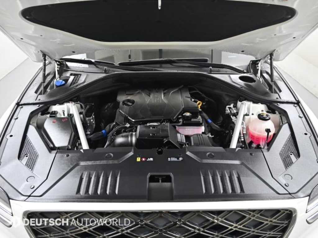 Genesis GV70 - Vista 6