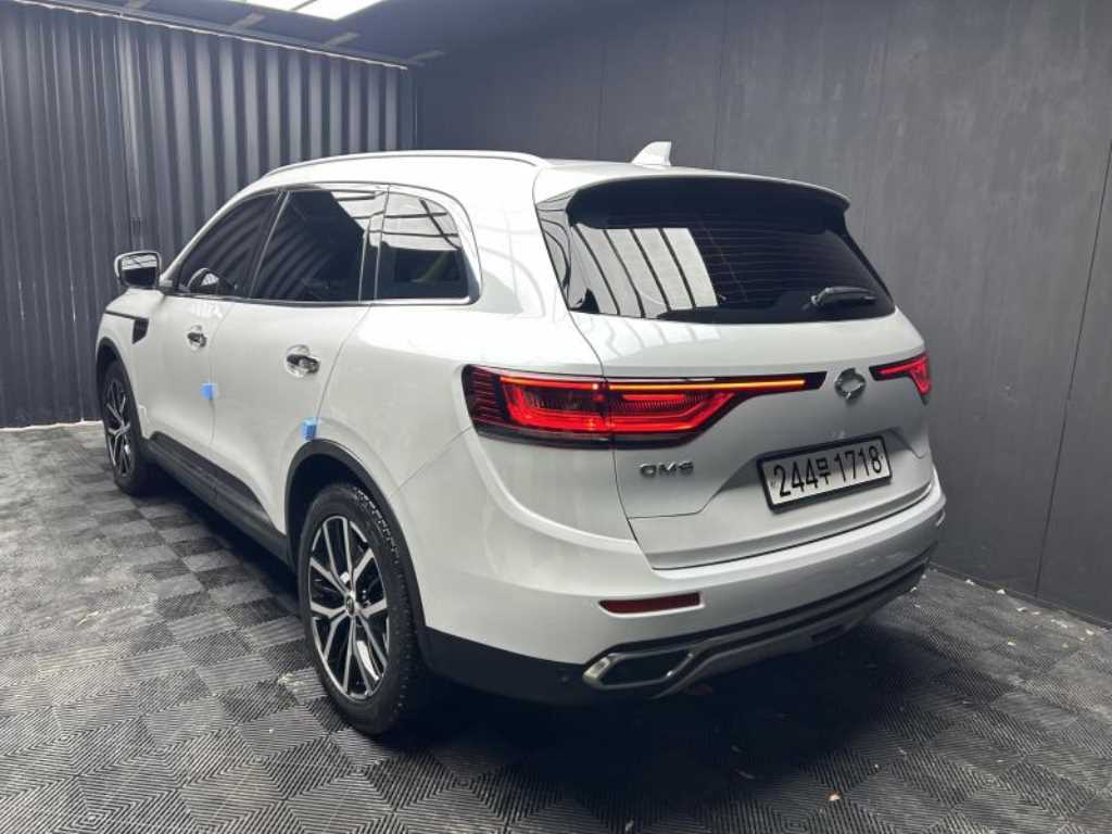 SAMSUNG QM6 - Vista 4