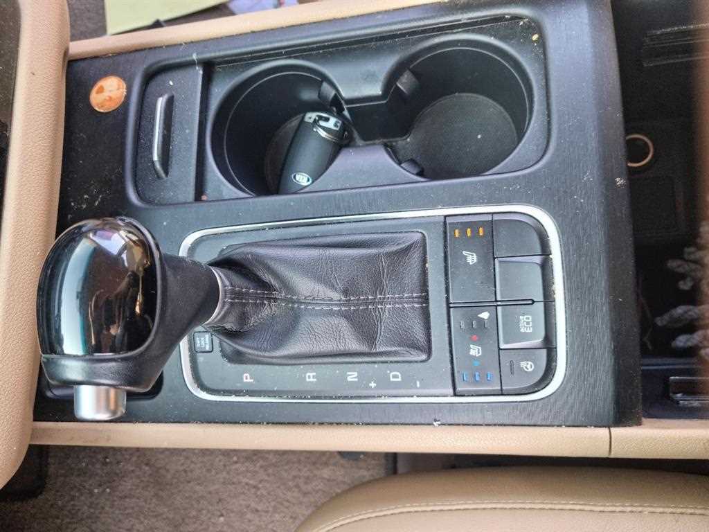 KIA Carnival - Vista 7