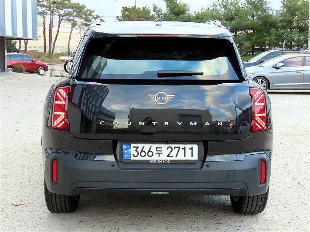 Mini Countryman - Vista 4