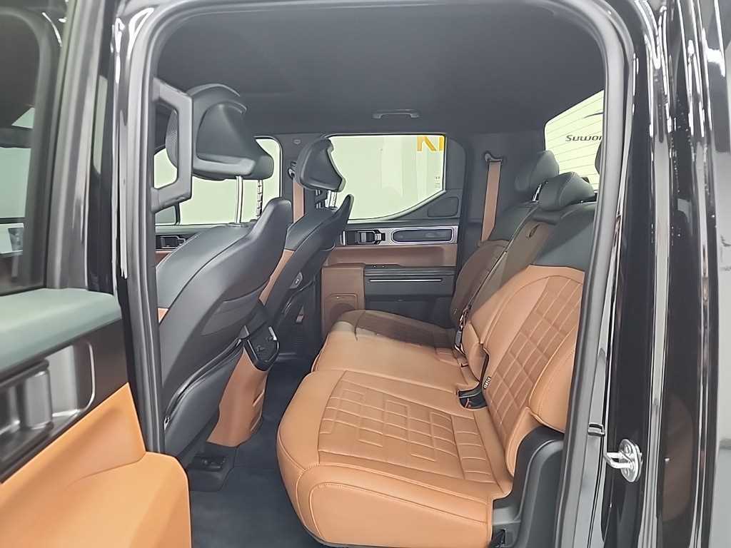 KIA Tasman - Vista 12