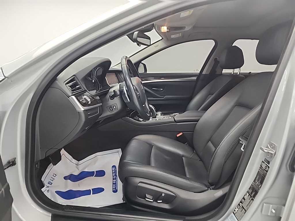 BMW 5 Series - Vista 11