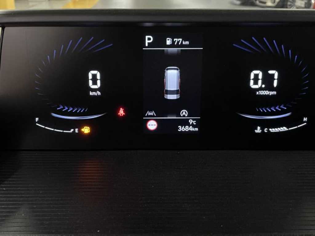 HYUNDAI Staria - Vista 8