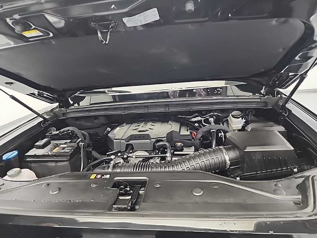 KIA Tasman - Vista 5