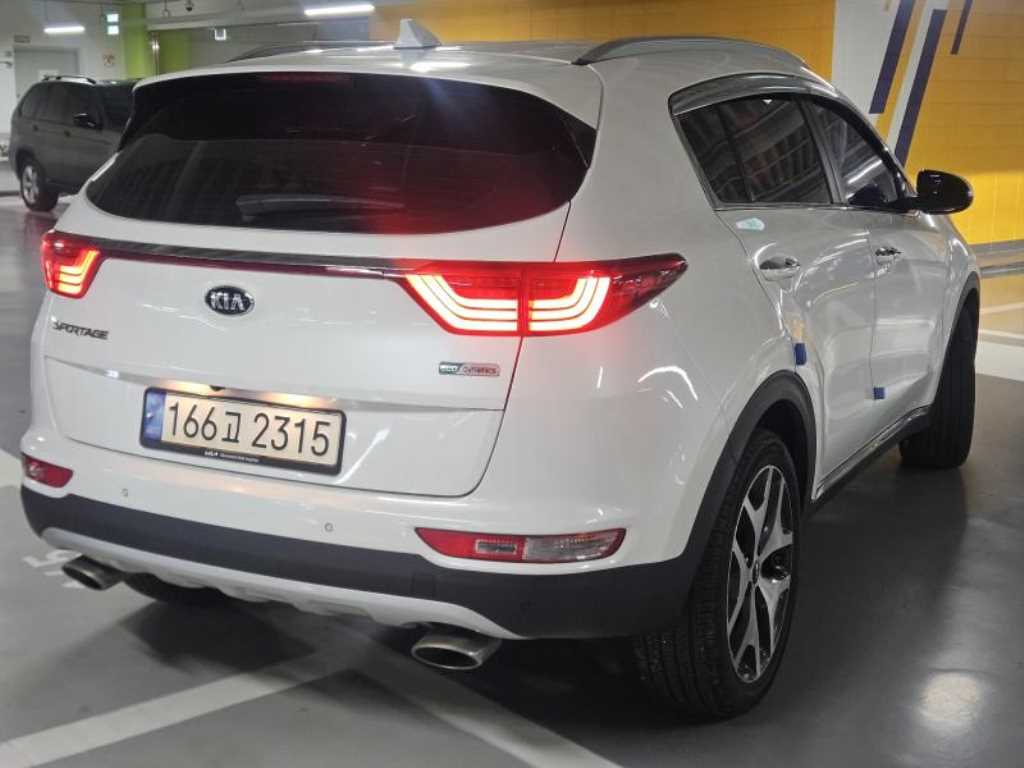 KIA Sportage - Vista 4