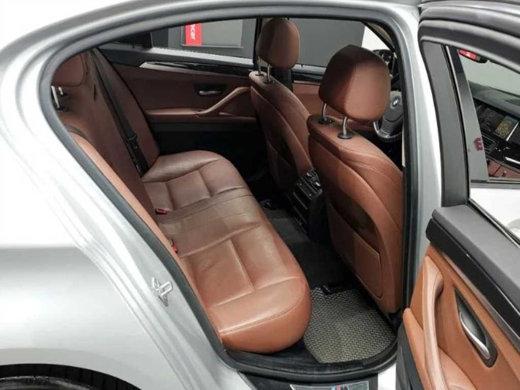 BMW 5 Series - Vista 9