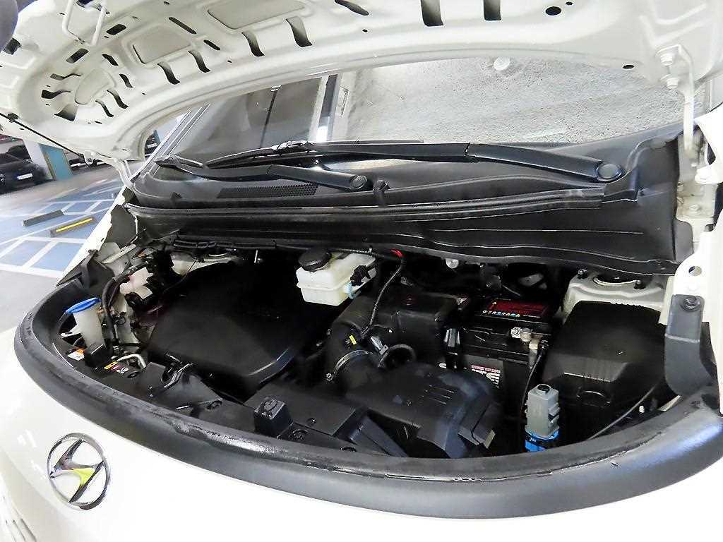 HYUNDAI Staria 2022 Blanco - Importación desde Corea - HF Imports Iquique - Foto 18