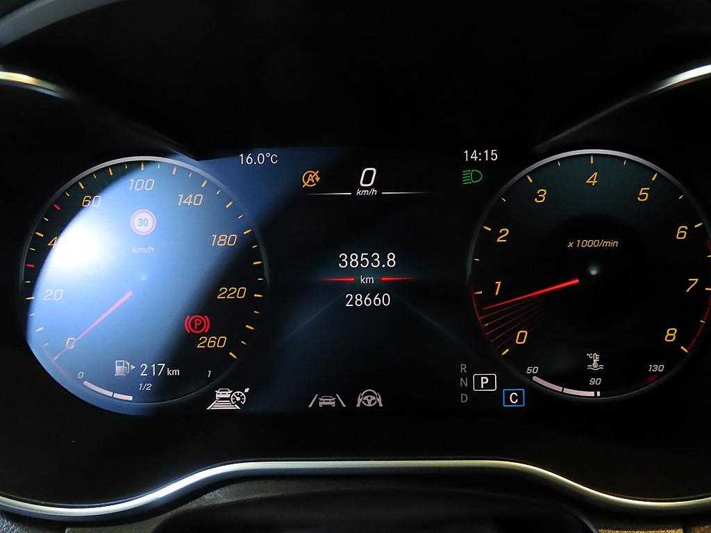 Mercedes Benz GLC Class - Vista 9