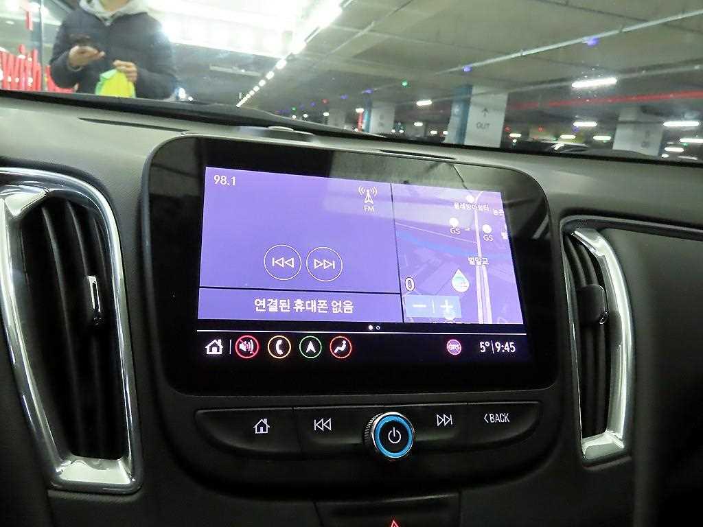 Chevrolet Malibu 2019 Negro - Importación desde Corea - HF Imports Iquique - Foto 13