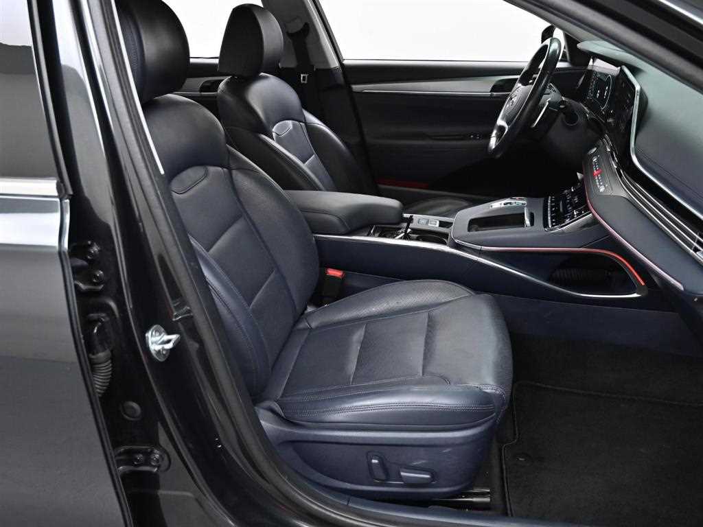 HYUNDAI Grandeur - Vista 10