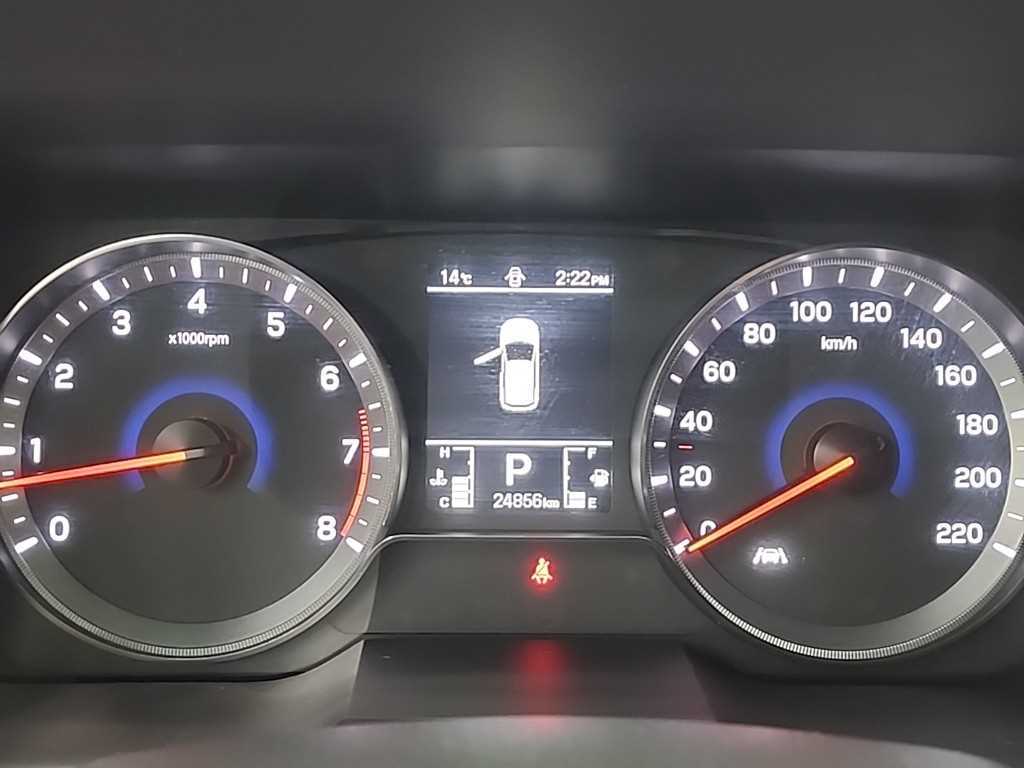 Ssangyong Tivoli - Vista 6