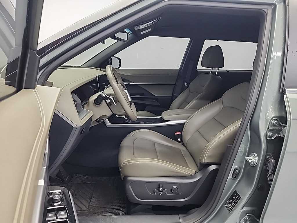 Ssangyong Torres - Vista 11