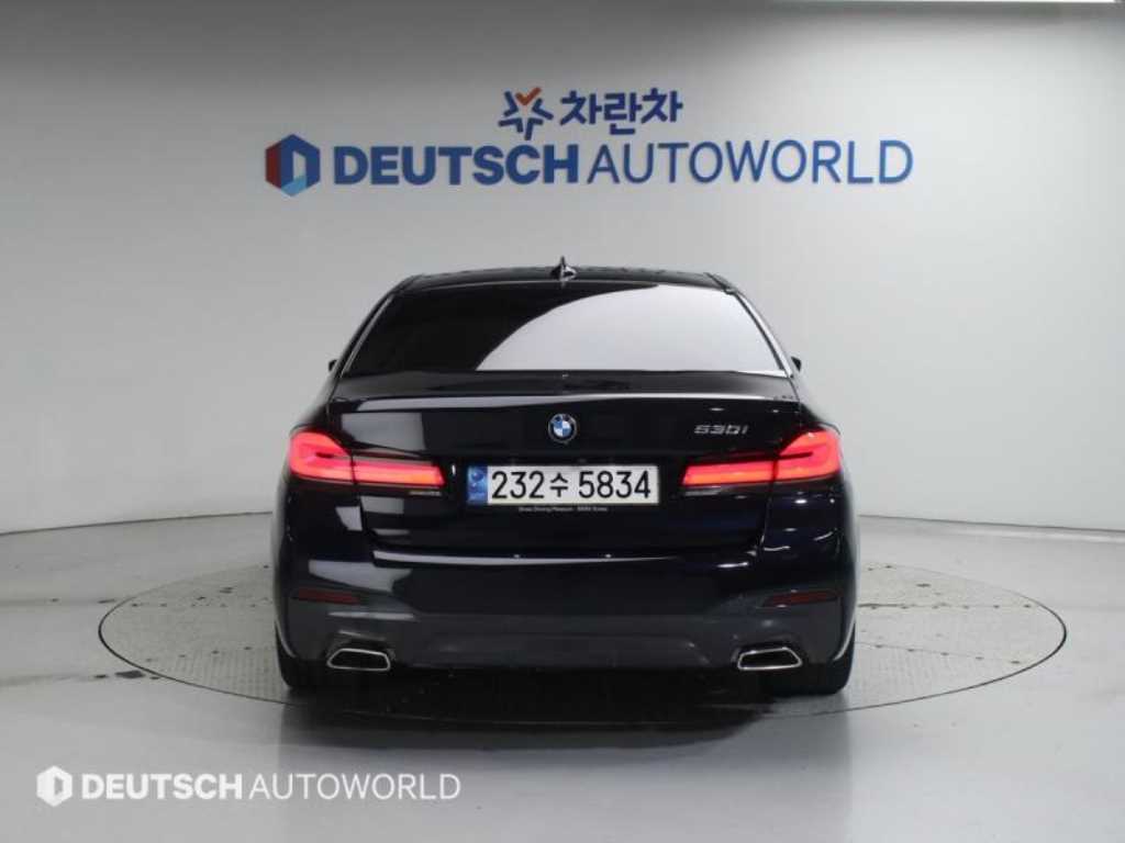 BMW 5 Series - Vista 4