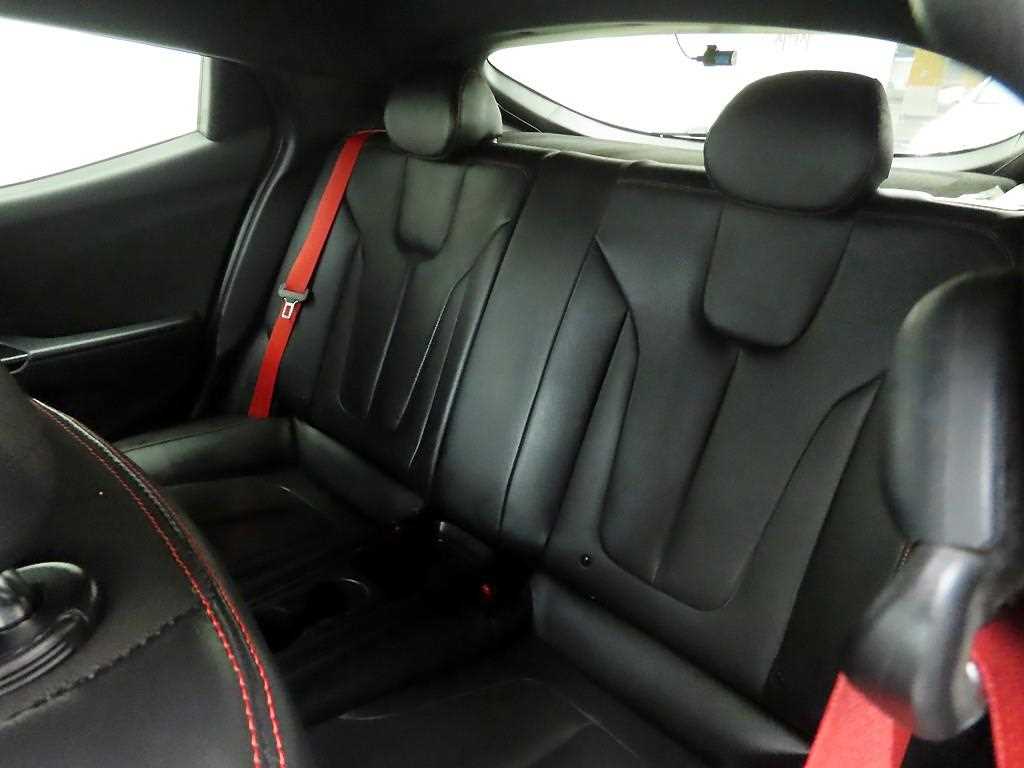 HYUNDAI Veloster 2019 Negro - Importación desde Corea - HF Imports Iquique - Foto 13