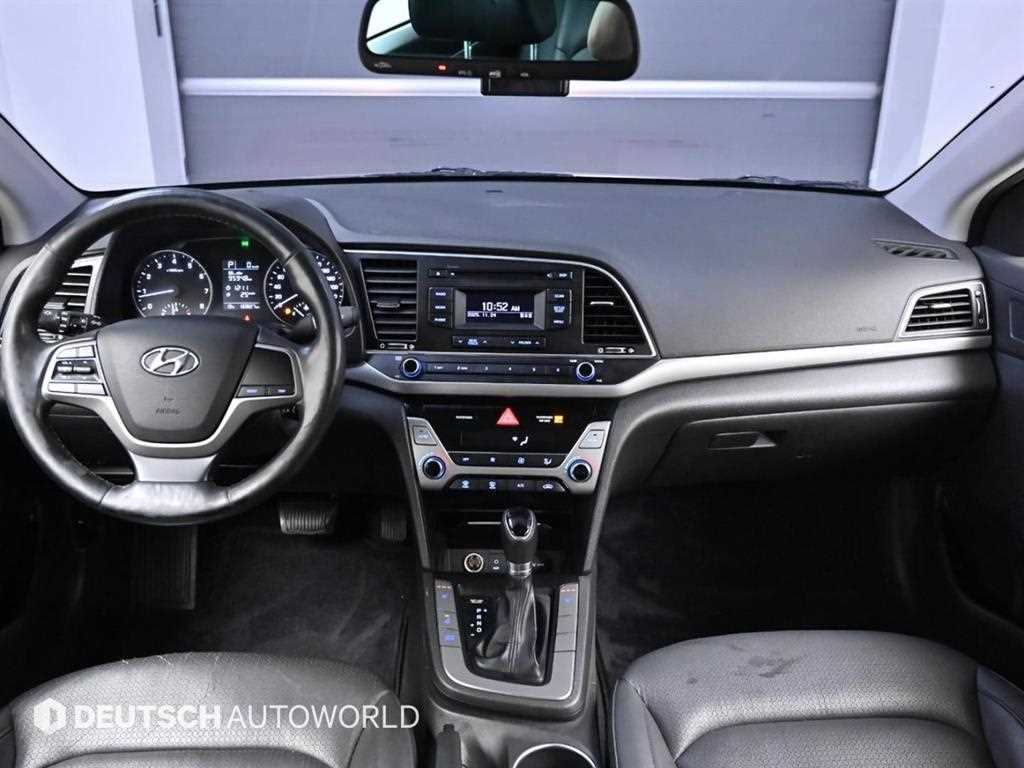 HYUNDAI Avante - Vista 7