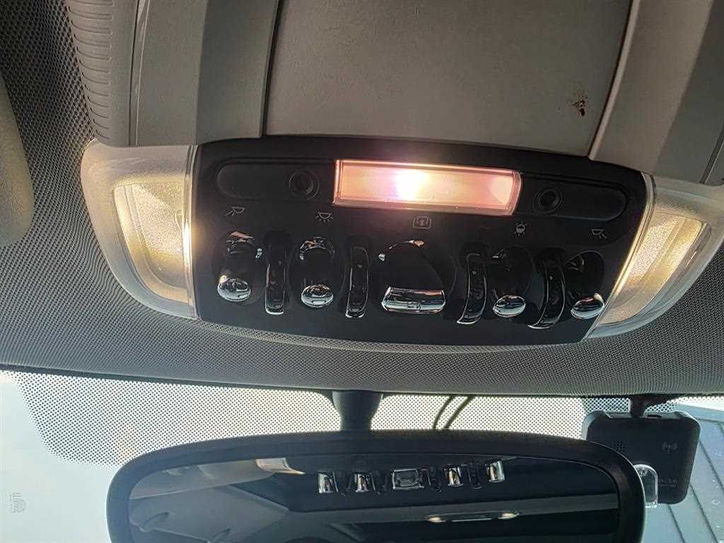 Mini Cooper - Vista 11