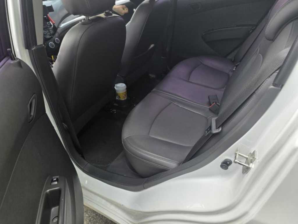 Chevrolet Spark - Vista 8