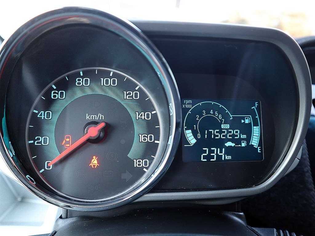 Chevrolet Spark - Vista 9