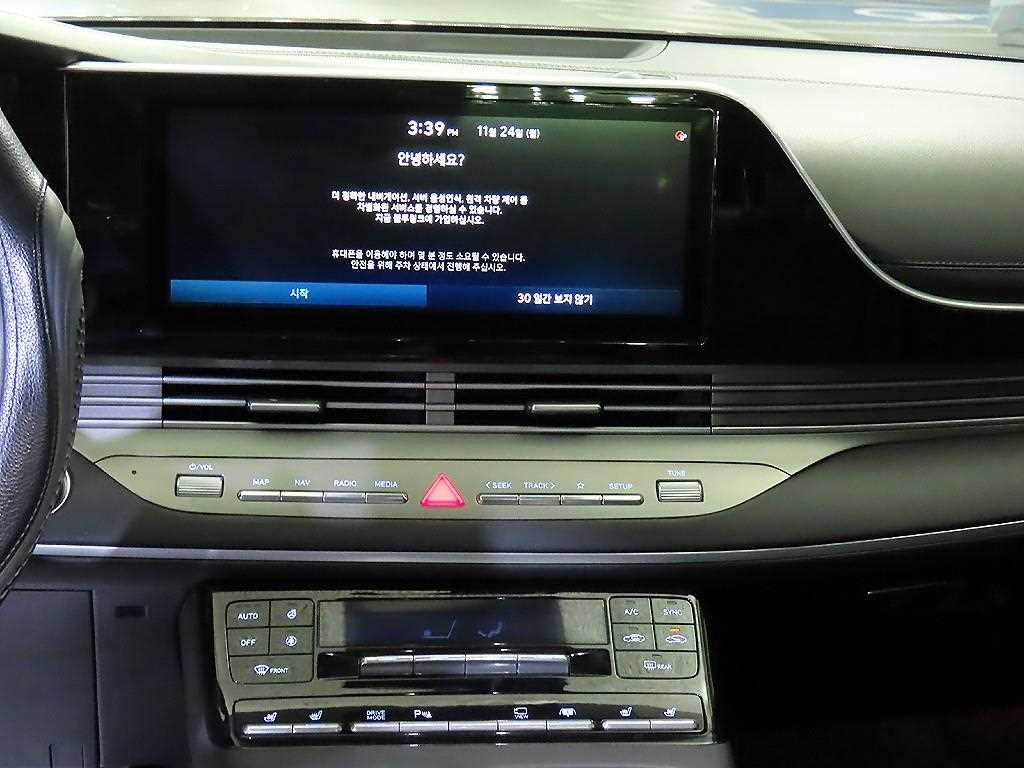 HYUNDAI Grandeur - Vista 11