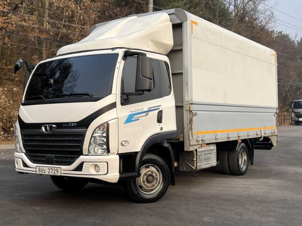 medium and large cargo truck 2022 Blanco - Importación desde Corea - HF Imports Iquique - Foto 1
