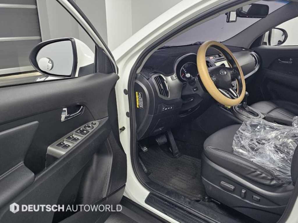 KIA Sportage - Vista 11