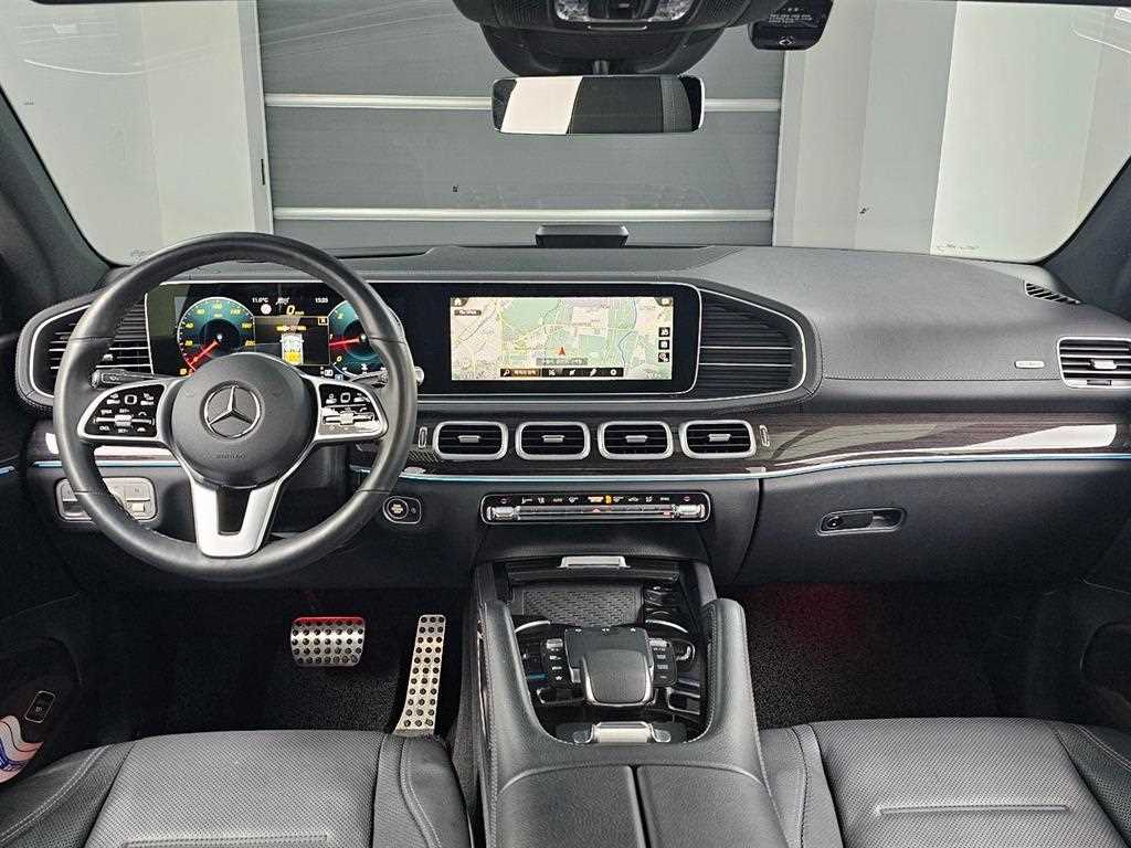 Mercedes Benz GLE Class - Vista 7