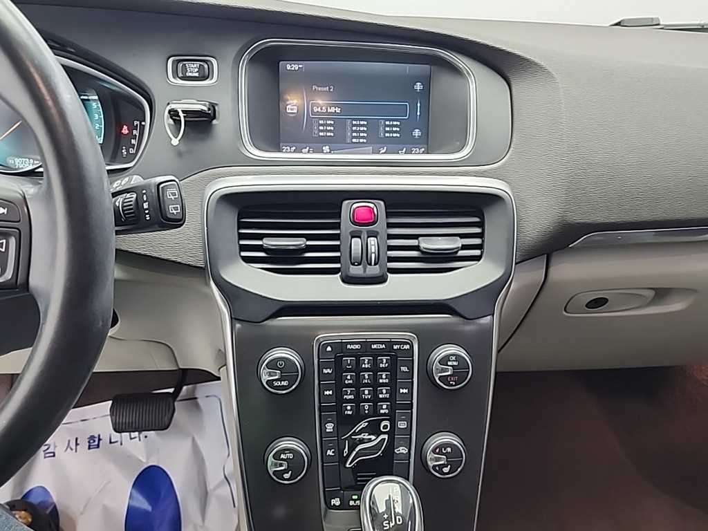 Volvo V40 - Vista 10