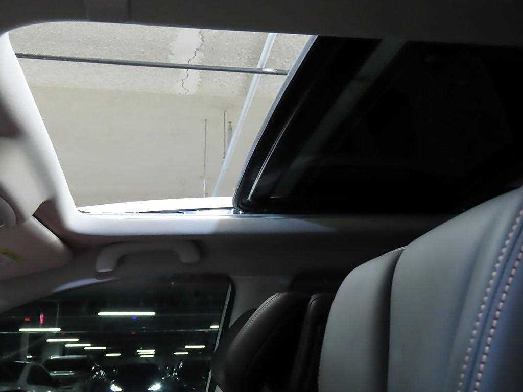 SAMSUNG QM6 2021 Blanco - Importación desde Corea - HF Imports Iquique - Foto 16