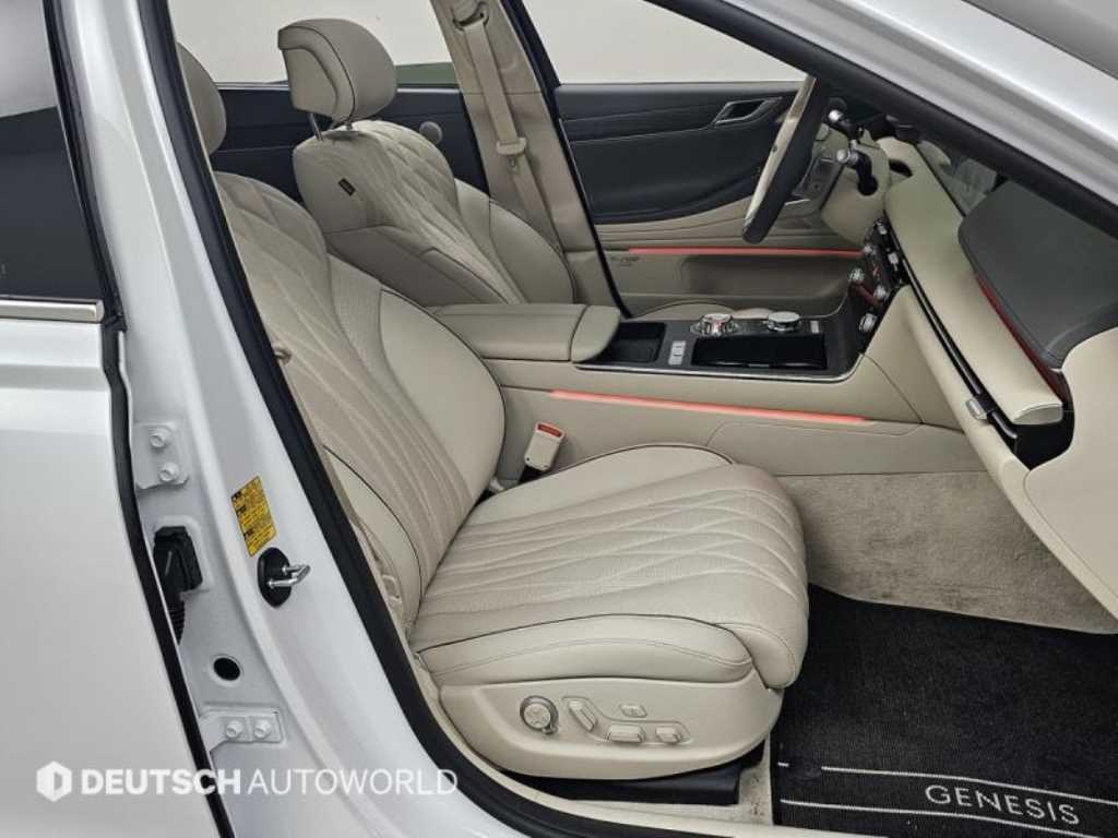 Genesis G80 - Vista 12