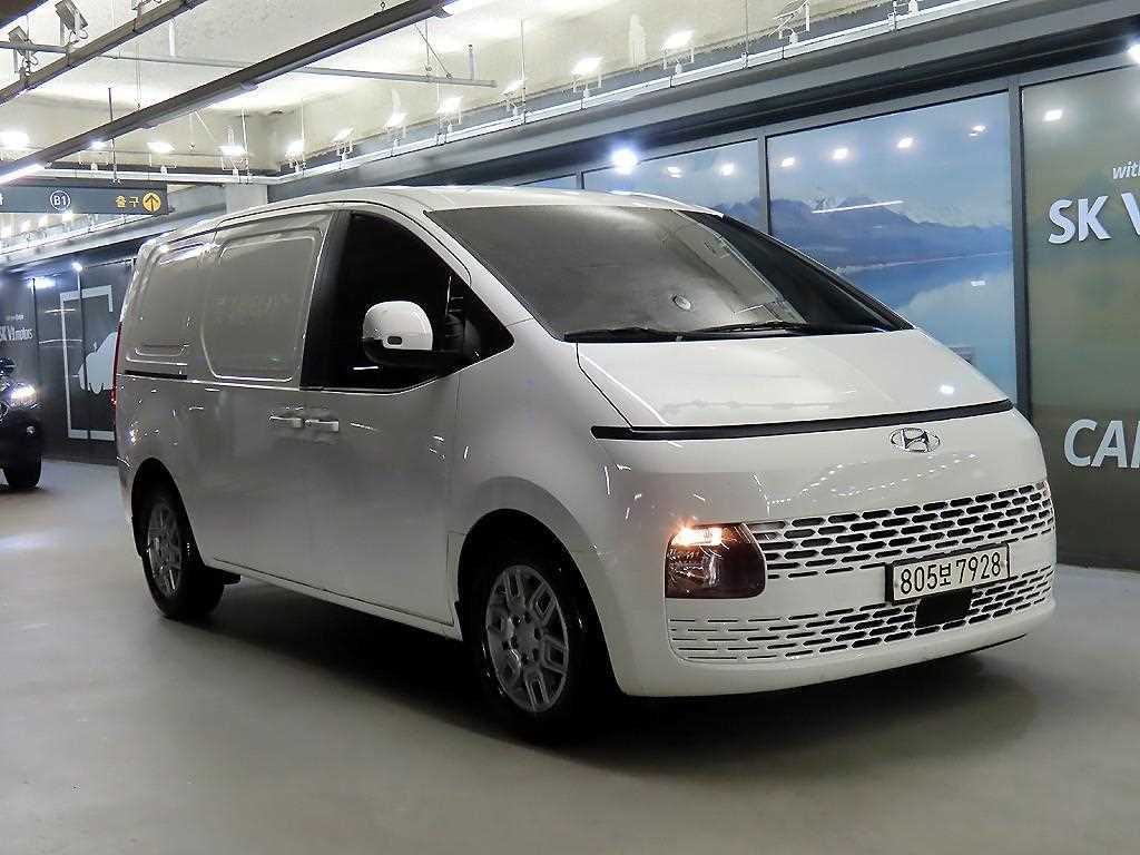 HYUNDAI Staria 2022 Blanco - Importación desde Corea - HF Imports Iquique - Foto 1