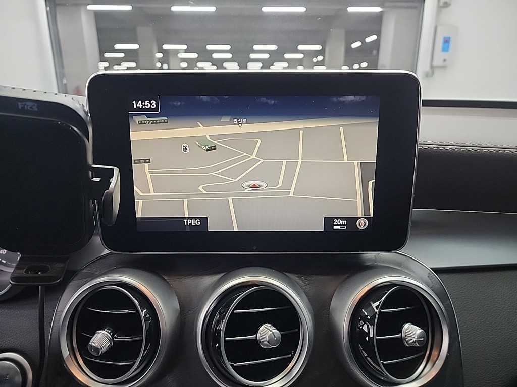 Mercedes Benz GLC Class 2016 Blanco - Importación desde Corea - HF Imports Iquique - Foto 16