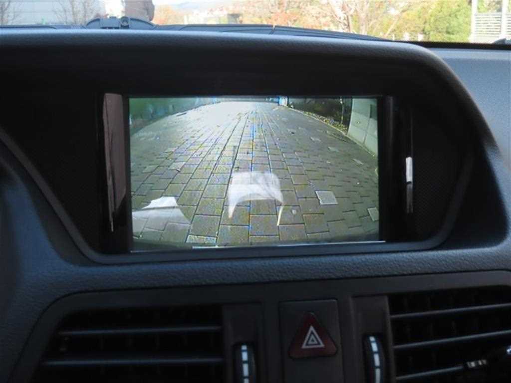 Mercedes Benz E class - Vista 9